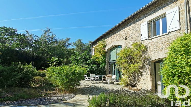 Ma-Cabane - Vente Maison Saint-Agnant-de-Versillat, 338 m²