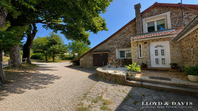 Ma-Cabane - Vente Maison Saint-Agrève, 286 m²