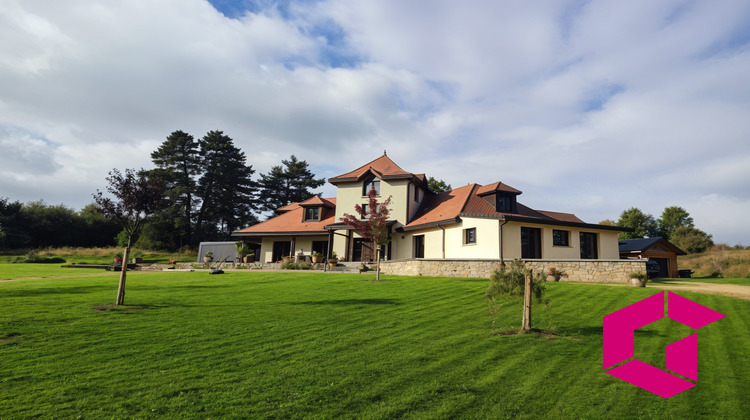 Ma-Cabane - Vente Maison Saint-Alyre-d'Arlanc, 225 m²