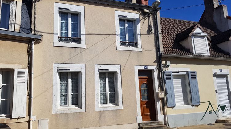 Ma-Cabane - Vente Maison SAINT-AMAND-MONTROND, 90 m²