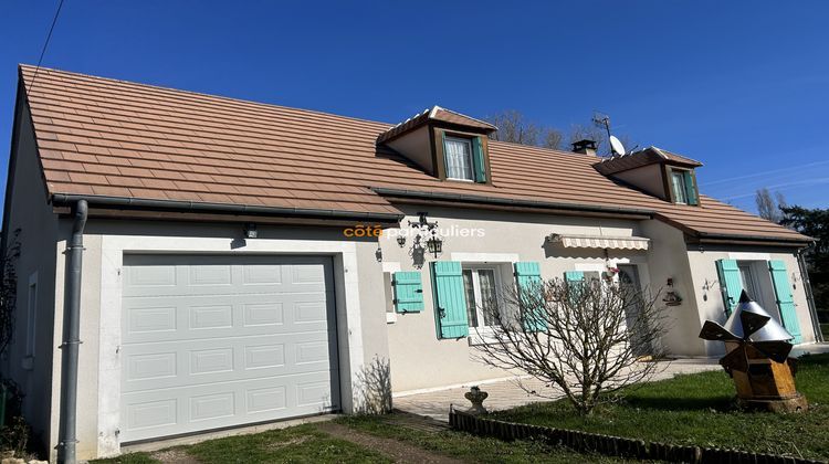 Ma-Cabane - Vente Maison Saint-Amand-Montrond, 114 m²