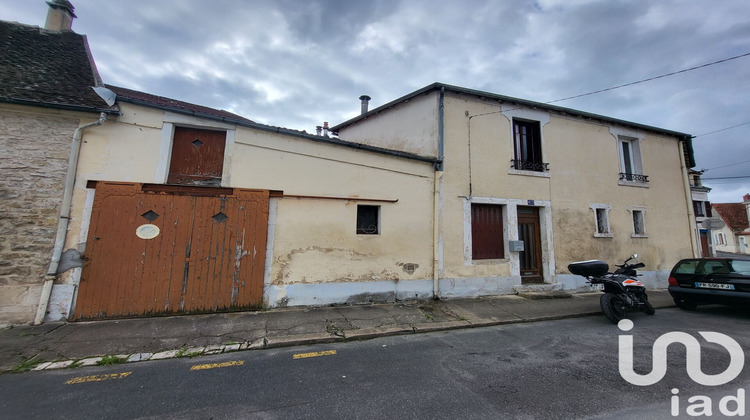 Ma-Cabane - Vente Maison Saint-Amand-Montrond, 170 m²