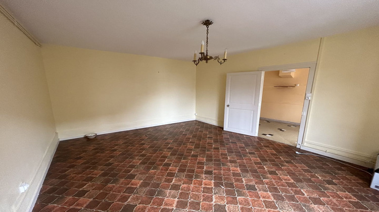 Ma-Cabane - Vente Maison SAINT-AMAND-MONTROND, 175 m²