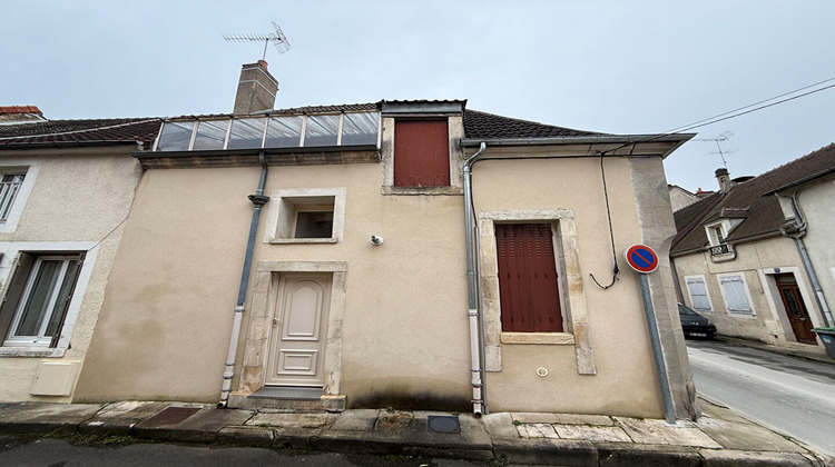 Ma-Cabane - Vente Maison SAINT-AMAND-MONTROND, 61 m²