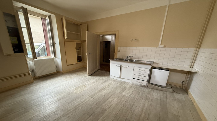 Ma-Cabane - Vente Maison SAINT-AMAND-MONTROND, 61 m²