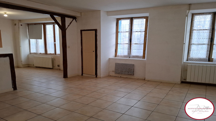 Ma-Cabane - Vente Maison SAINT-AMAND-MONTROND, 160 m²