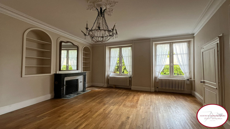 Ma-Cabane - Vente Maison SAINT-AMAND-MONTROND, 197 m²