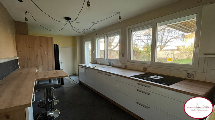 Ma-Cabane - Vente Maison SAINT-AMAND-MONTROND, 202 m²