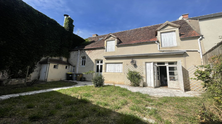 Ma-Cabane - Vente Maison SAINT-AMAND-MONTROND, 195 m²