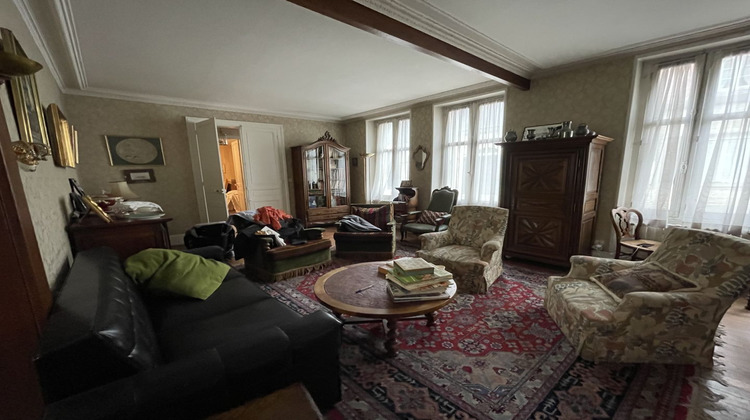 Ma-Cabane - Vente Maison SAINT-AMAND-MONTROND, 195 m²