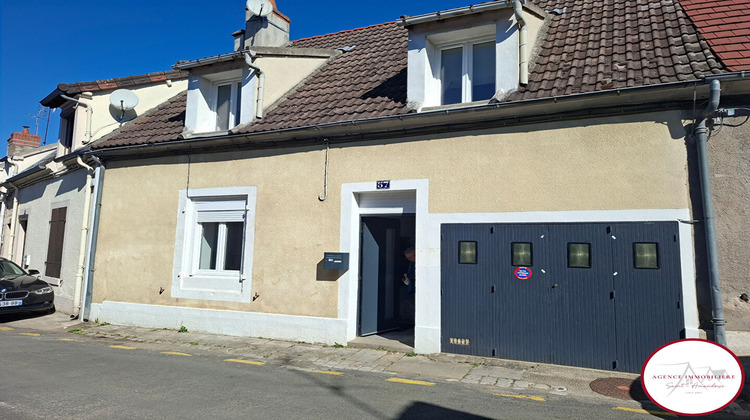 Ma-Cabane - Vente Maison SAINT-AMAND-MONTROND, 110 m²