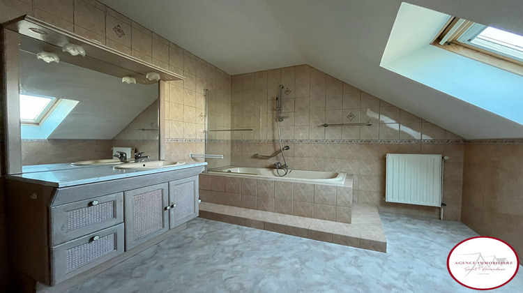 Ma-Cabane - Vente Maison SAINT-AMAND-MONTROND, 117 m²