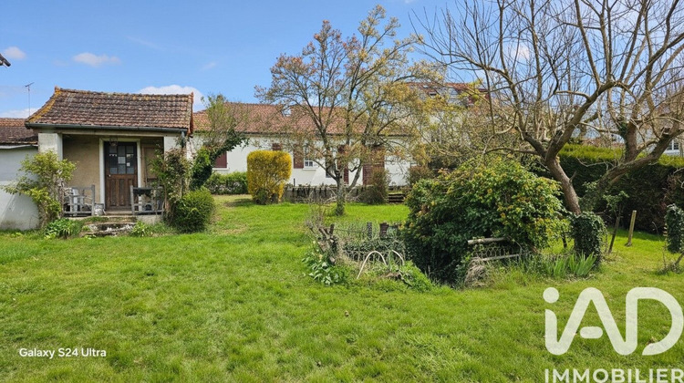 Ma-Cabane - Vente Maison Saint-Amand-Montrond, 83 m²