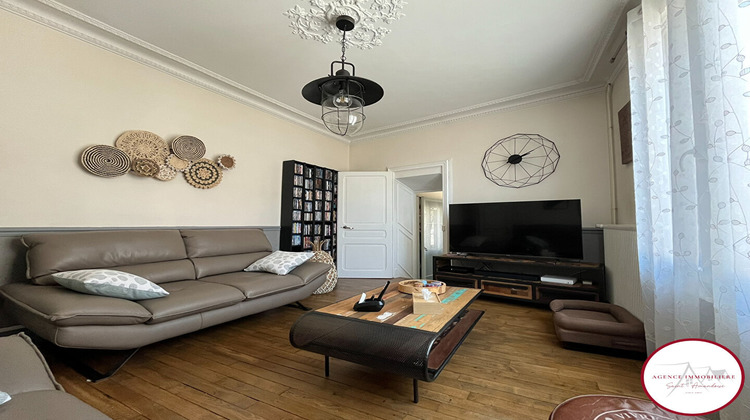 Ma-Cabane - Vente Maison SAINT-AMAND-MONTROND, 189 m²
