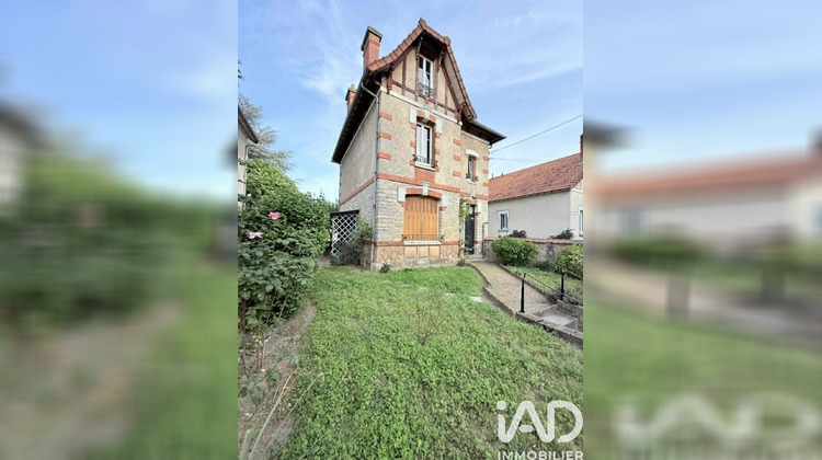 Ma-Cabane - Vente Maison Saint-Amand-Montrond, 98 m²