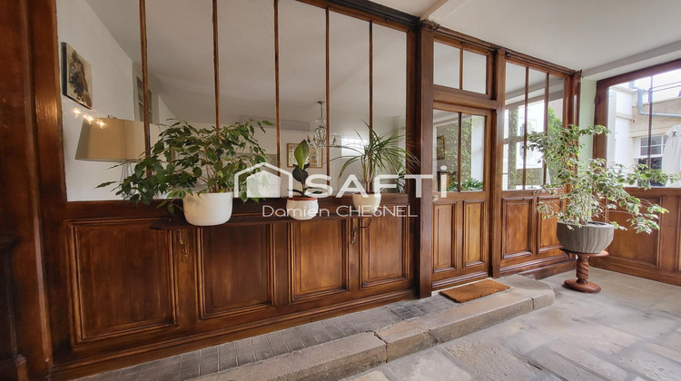 Ma-Cabane - Vente Maison Saint-Amand-Montrond, 300 m²