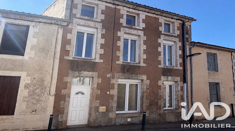 Ma-Cabane - Vente Maison Saint-Amand-sur-Sèvre, 132 m²