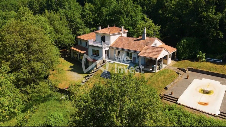 Ma-Cabane - Vente Maison Saint-Amans-Valtoret, 340 m²
