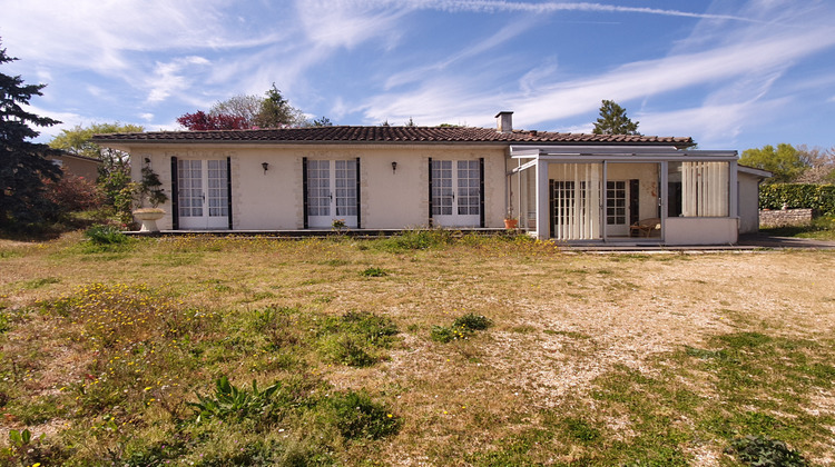 Ma-Cabane - Vente Maison Saint-Amant-de-Boixe, 103 m²