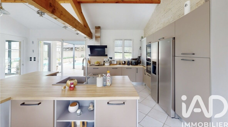 Ma-Cabane - Vente Maison Saint-Amant-de-Boixe, 170 m²