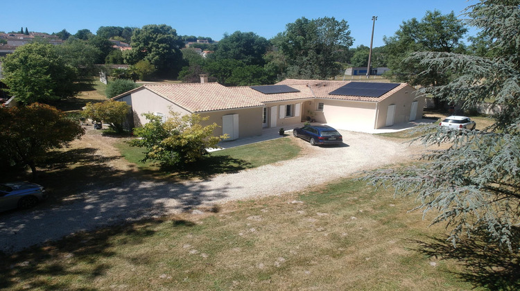 Ma-Cabane - Vente Maison Saint-Amant-de-Boixe, 170 m²