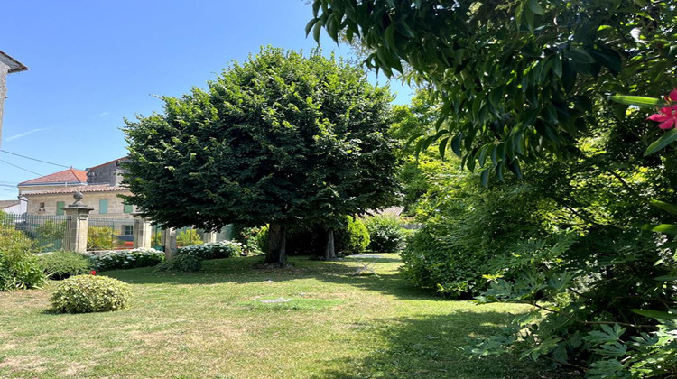 Ma-Cabane - Vente Maison SAINT ANDRE DE CUBZAC, 330 m²