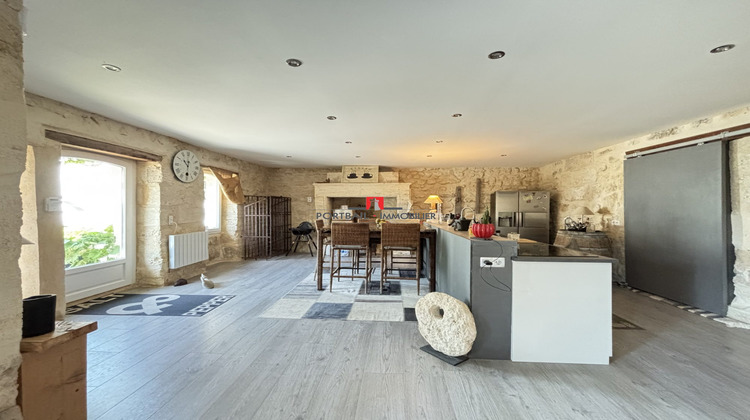 Ma-Cabane - Vente Maison Saint-André-de-Cubzac, 238 m²