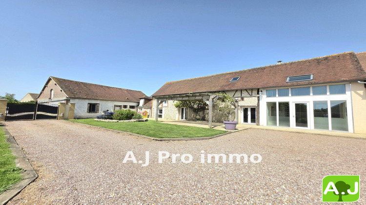 Ma-Cabane - Vente Maison Saint-André-de-l'Eure, 241 m²