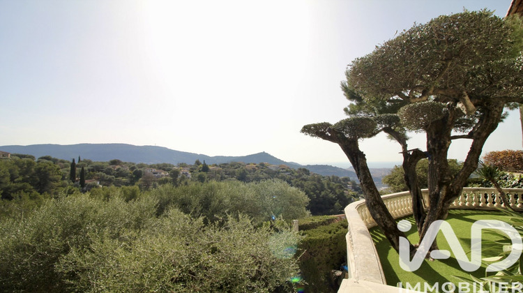 Ma-Cabane - Vente Maison Saint-André-de-la-Roche, 186 m²