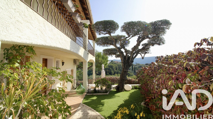 Ma-Cabane - Vente Maison Saint-André-de-la-Roche, 186 m²