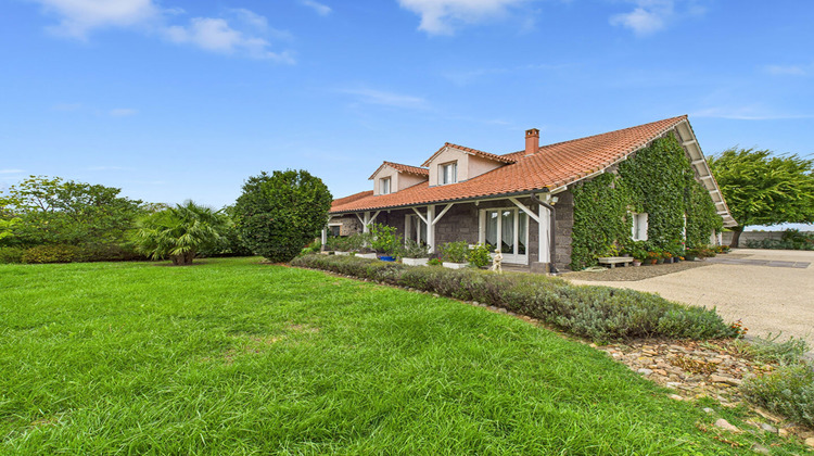 Ma-Cabane - Vente Maison SAINT-ANDRE-LE-COQ, 240 m²