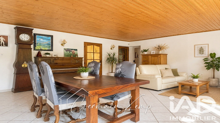 Ma-Cabane - Vente Maison Saint-André-le-Gaz, 207 m²