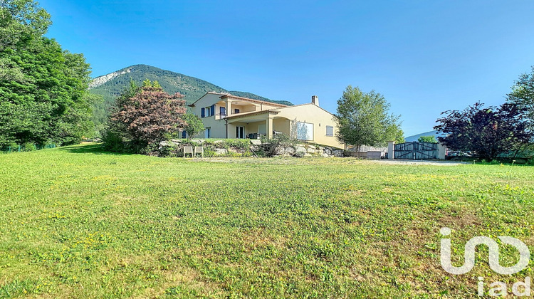 Ma-Cabane - Vente Maison Saint-André-les-Alpes, 220 m²