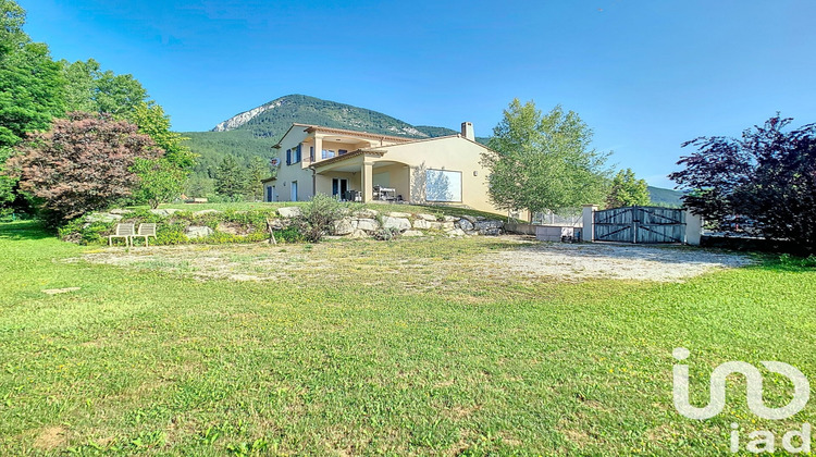 Ma-Cabane - Vente Maison Saint-André-les-Alpes, 220 m²