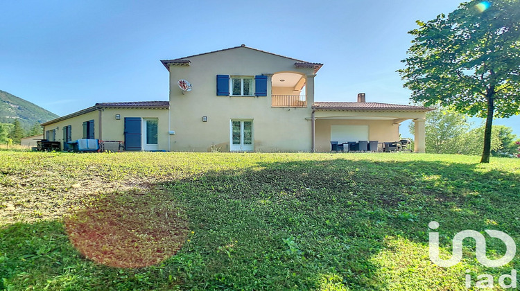 Ma-Cabane - Vente Maison Saint-André-les-Alpes, 220 m²