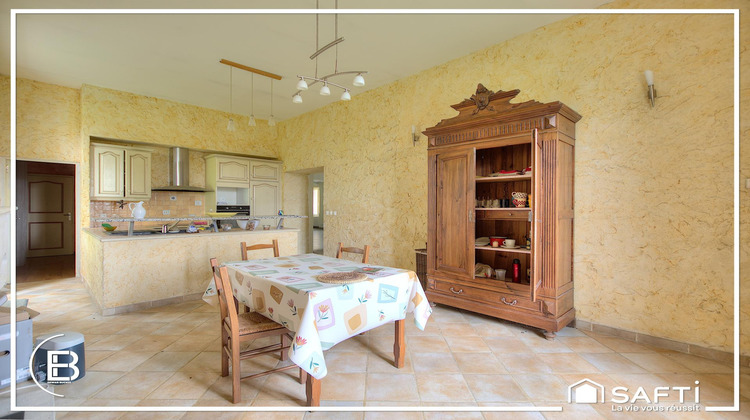 Ma-Cabane - Vente Maison Saint-Androny, 200 m²