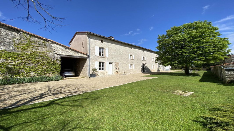 Ma-Cabane - Vente Maison SAINT ANGEAU, 230 m²