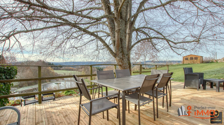 Ma-Cabane - Vente Maison Saint-Anthème, 312 m²