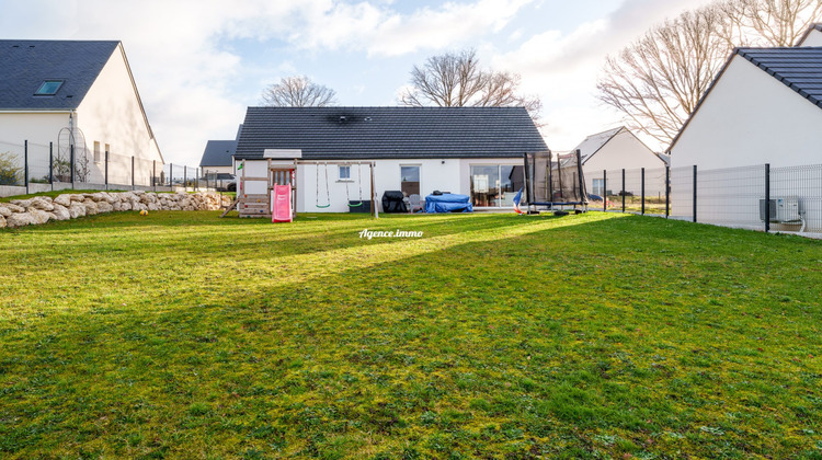 Ma-Cabane - Vente Maison Saint-Antoine-du-Rocher, 88 m²