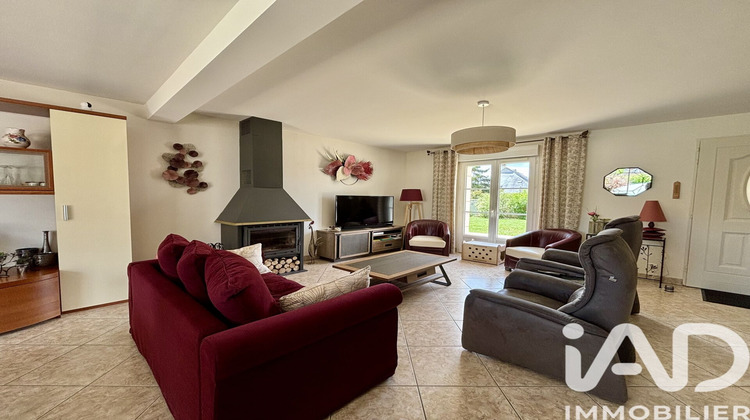 Ma-Cabane - Vente Maison Saint-Antoine-du-Rocher, 142 m²