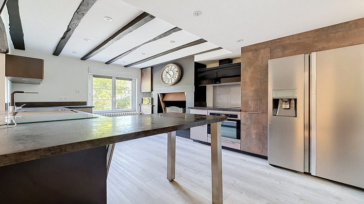 Ma-Cabane - Vente Maison SAINT ANTOINE DU ROCHER, 123 m²