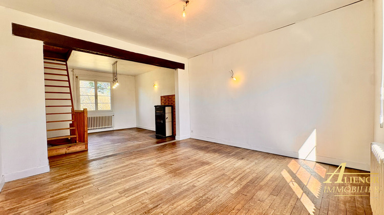 Ma-Cabane - Vente Maison SAINT-ASTIER, 120 m²