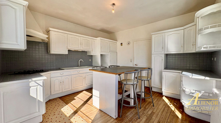 Ma-Cabane - Vente Maison SAINT-ASTIER, 120 m²