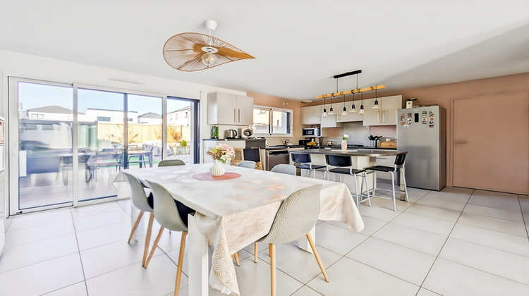 Ma-Cabane - Vente Maison SAINT-AUBIN-D'AUBIGNE, 82 m²