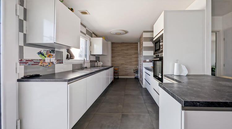 Ma-Cabane - Vente Maison SAINT-AUBIN-D'AUBIGNE, 106 m²