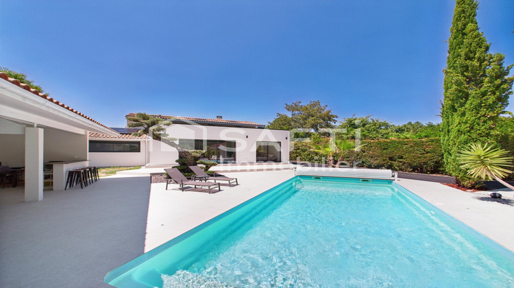 Ma-Cabane - Vente Maison Saint-Aubin-de-Medoc, 260 m²