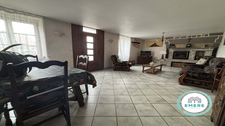 Ma-Cabane - Vente Maison Saint-Aubin-de-Terregatte, 161 m²