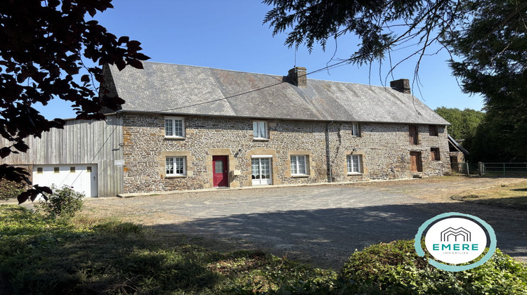Ma-Cabane - Vente Maison Saint-Aubin-de-Terregatte, 108 m²