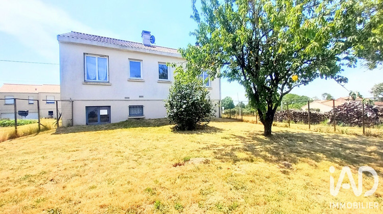 Ma-Cabane - Vente Maison Saint-Aubin-des-Ormeaux, 82 m²