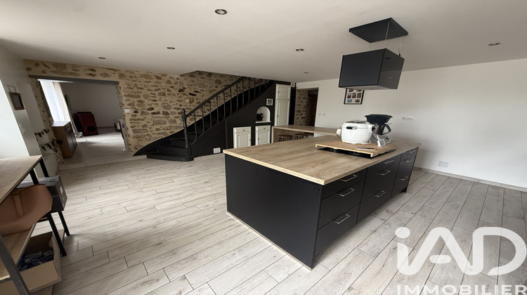 Ma-Cabane - Vente Maison Saint-Aubin-le-Cloud, 175 m²